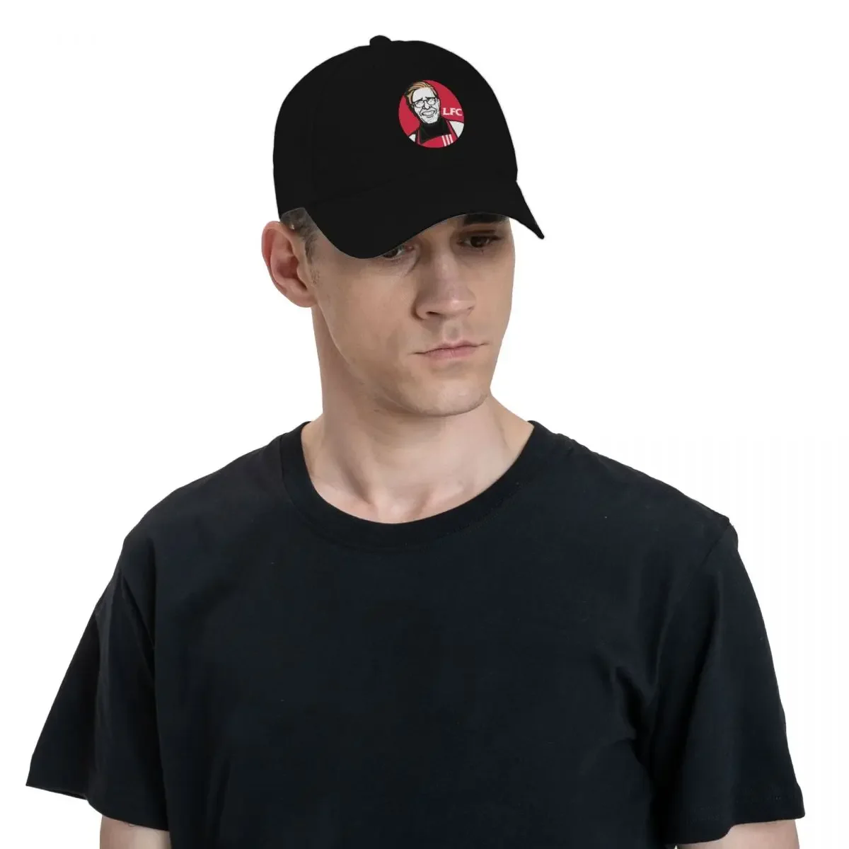 قبعة بيسبول بشعار ريد كلوب، ما - مراجعة Streetwear Brand Red Logo وسعره